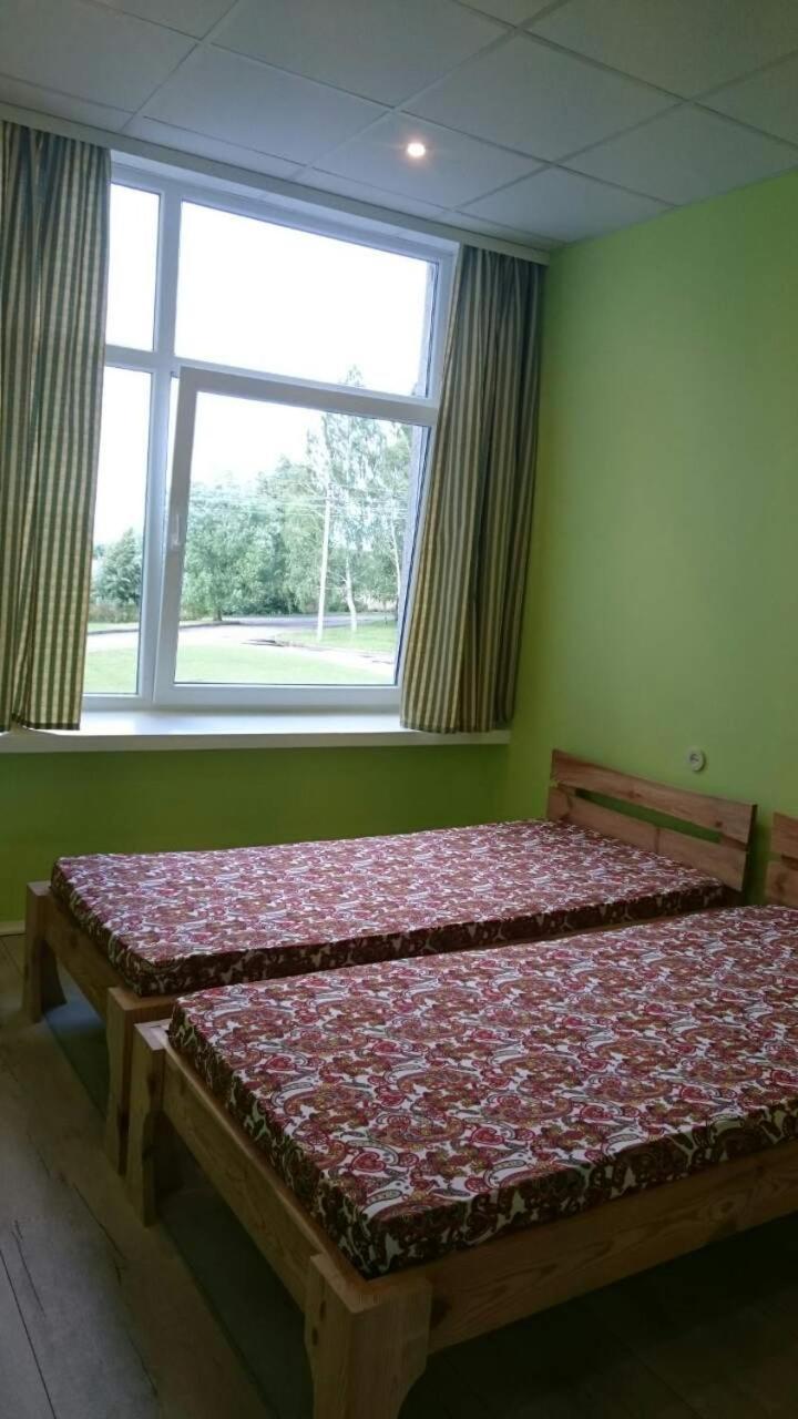 Bed and Breakfast Nakvyne Miroslave Miroslavas Exterior foto